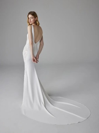 Pronovias ELEA #1 thumbnail