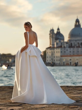 Nicole Milano LAURETTA #1 thumbnail
