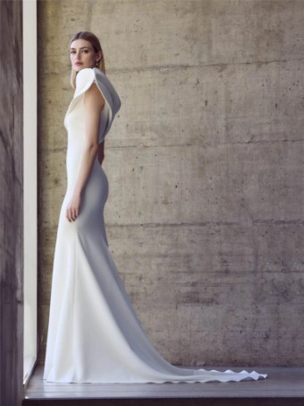 Pronovias Bals #2 thumbnail
