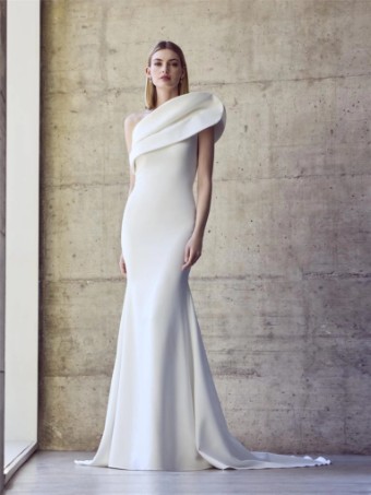 Pronovias Bals #0 default thumbnail