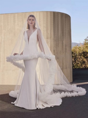 Pronovias Snowbeet #1 thumbnail