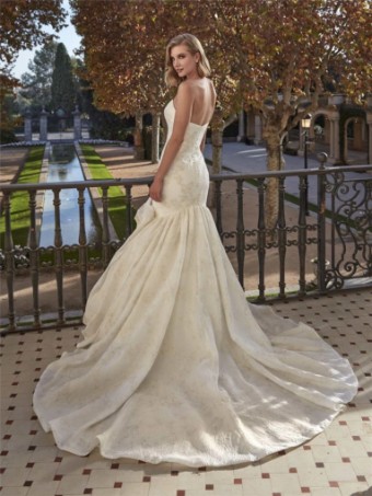 Privee by Pronovias Beegold #1 thumbnail