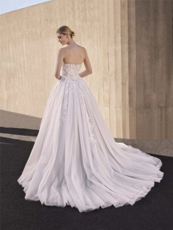 Pronovias OTELIA #1 thumbnail
