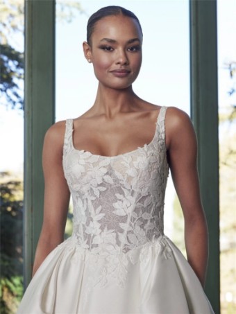 Pronovias SWAN #2 thumbnail