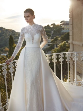 Pronovias Loiza #3 thumbnail