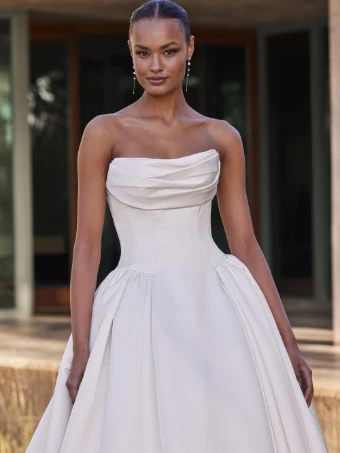 Pronovias Cillian #2 thumbnail