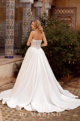 Daniela di Marino 6468 #1 thumbnail