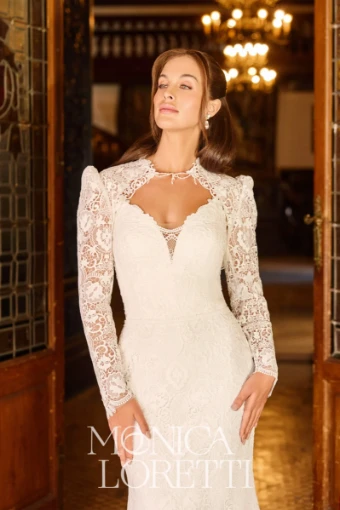 Monica Loretti 8373 #1 thumbnail