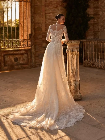 Pronovias Tinha #1 thumbnail