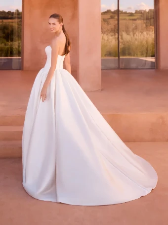 Pronovias DOLOMIRA #2 thumbnail