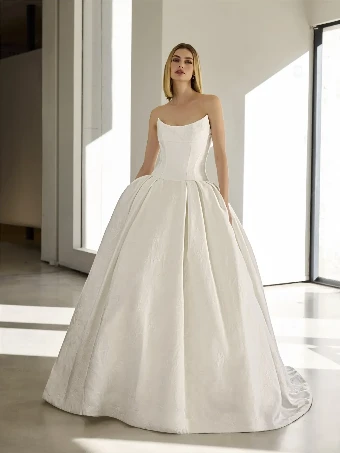 Pronovias VALLEY #0 thumbnail